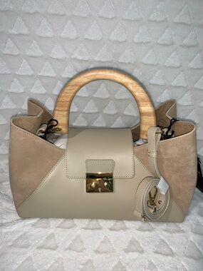 CLAUDIA Firenze Genuine Leather Beige/Cream Satchel Handbag with Wooden Handle
